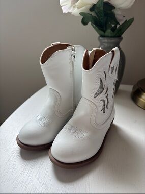 Kids White Western Cowboy Boots with Decorative Cutouts